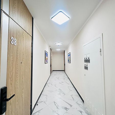 Grand Turan Business Apartments Astana Exterior photo